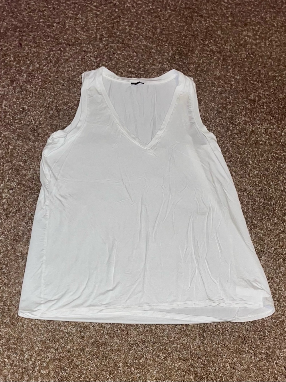 Express White V-Neck Sleeveless Tank L NWOT